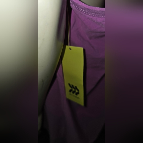 All In Motion - Picture 4 of 4